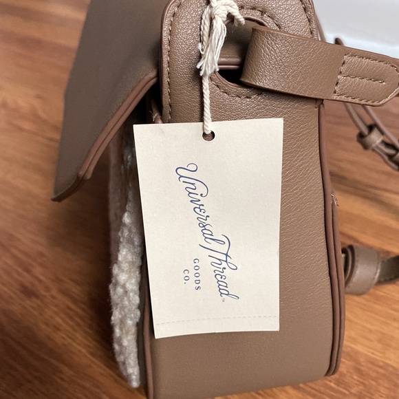 Faux Leather Brown Crossbody Sherpa Western - Picture 7 of 8